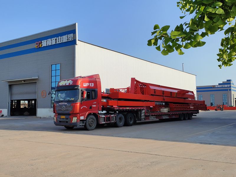 電動葫蘆門式起重機 2臺 MHxh10t—25m 外懸5/5m MHxh5t—23m 外懸4.5/4.5m 制作完成，發往青海交付客戶使用