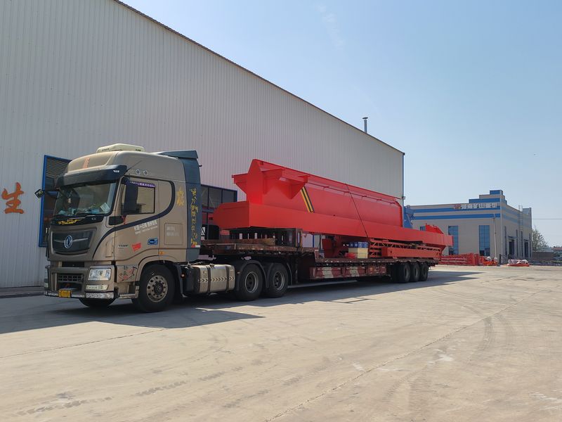 電動葫蘆門式起重機 MHxh16t—32m 制作完成，發往新疆交付客戶使用。